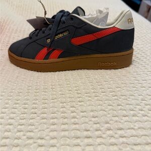 Reebok Club C Grounds UK shoe, unisex size 7(men’s)8.5(W)